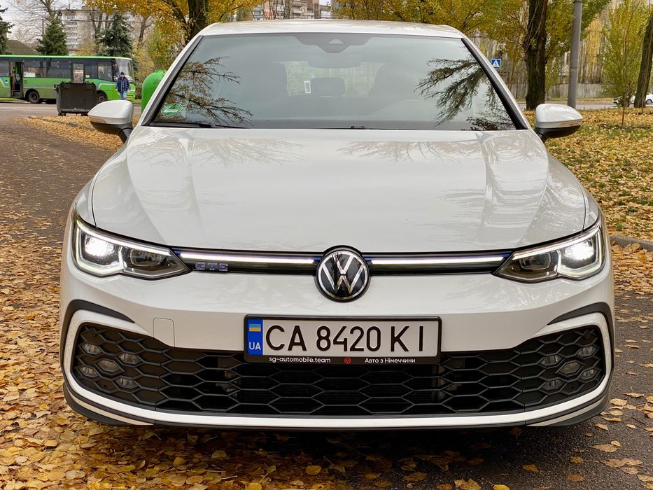 VW GOLF 8 GTE Плагін-Гібрид