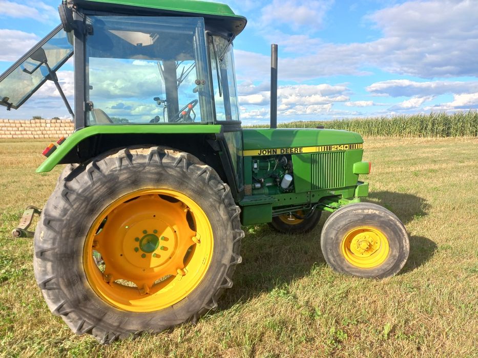 John Deere 2140, 90 km