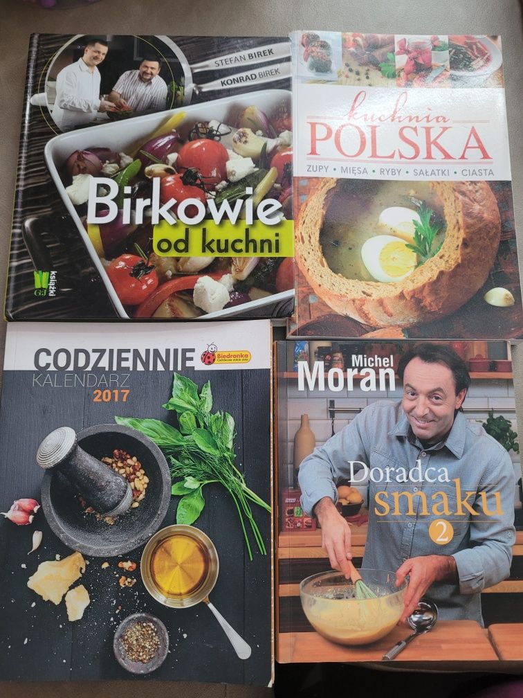 Książki kucharskie , ciasta, potrawy kuchnią dla biegaczy dieta Dukana