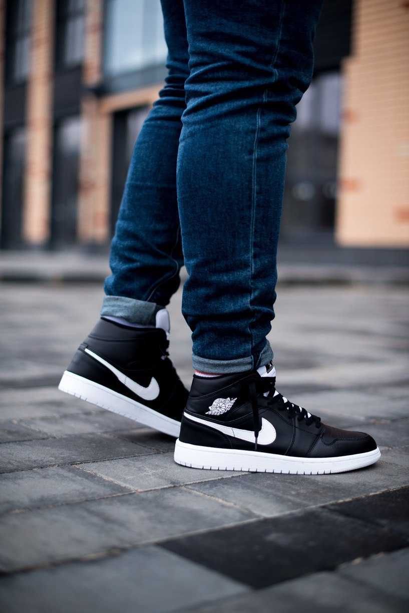 Мужские кроссовки Nike Air Jordan Retro 1 High заказать джордан новые