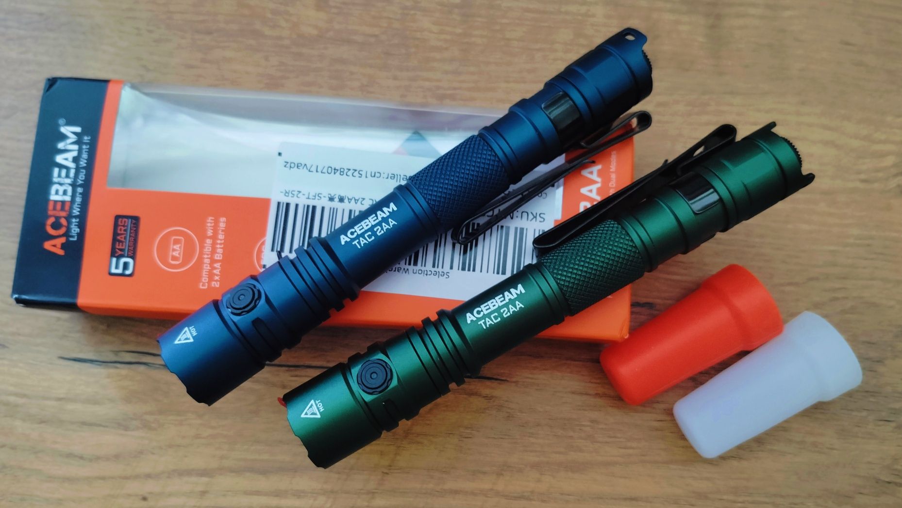 Latarka Acebeam Tac 2 AA + ogniwo