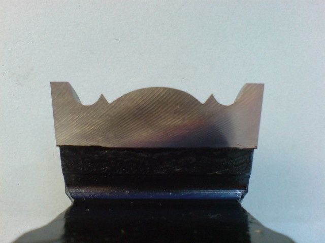 Frezy do drewna kształtowy