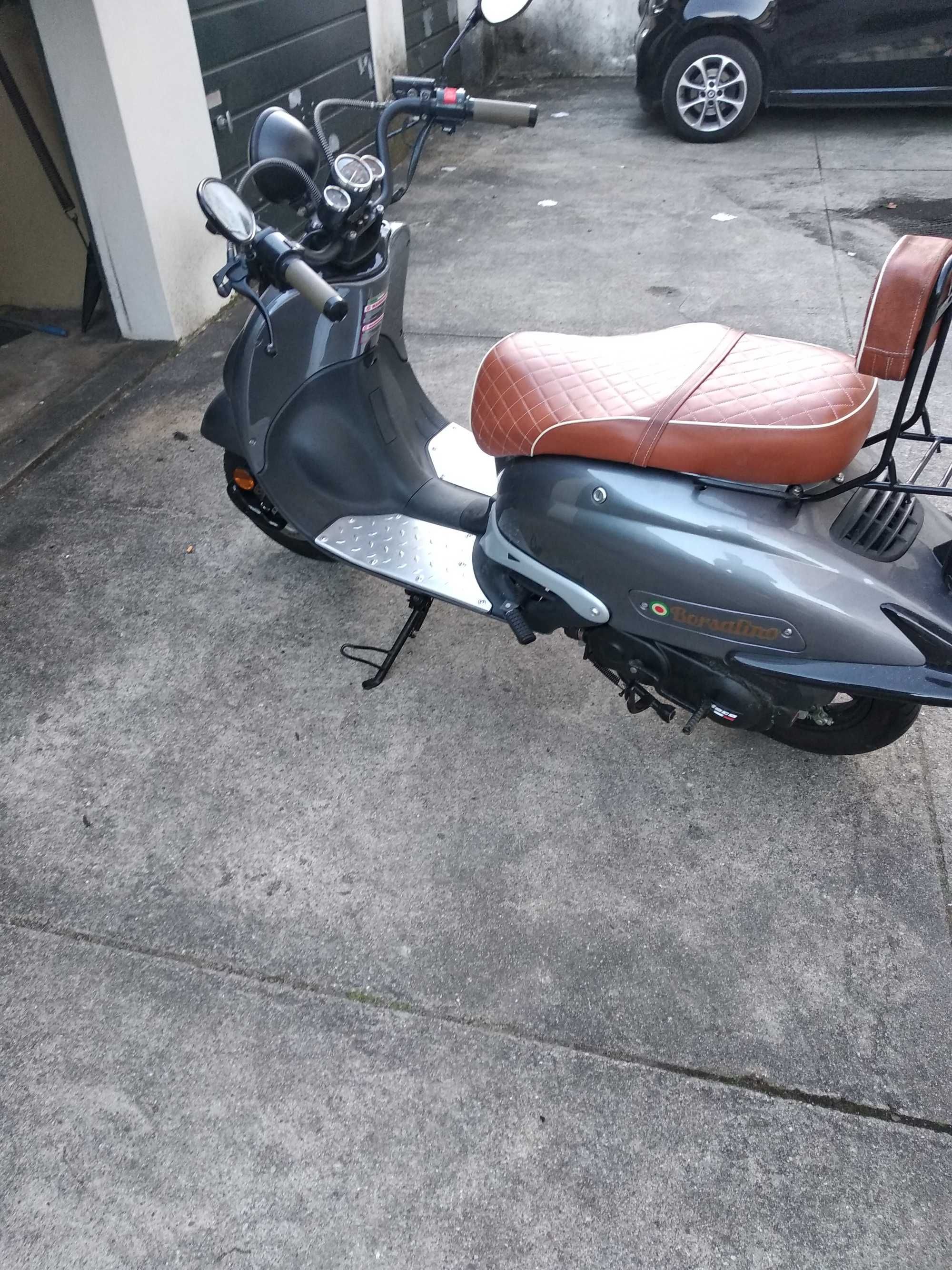 Scooter Neco      1500€