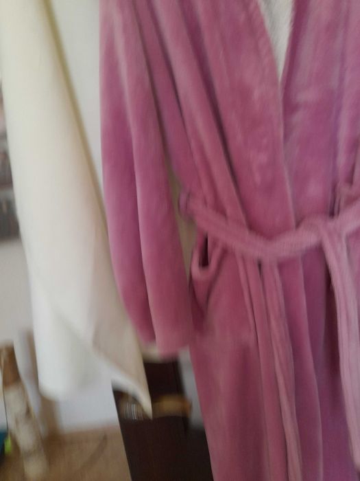 женский халат S . 44 р.