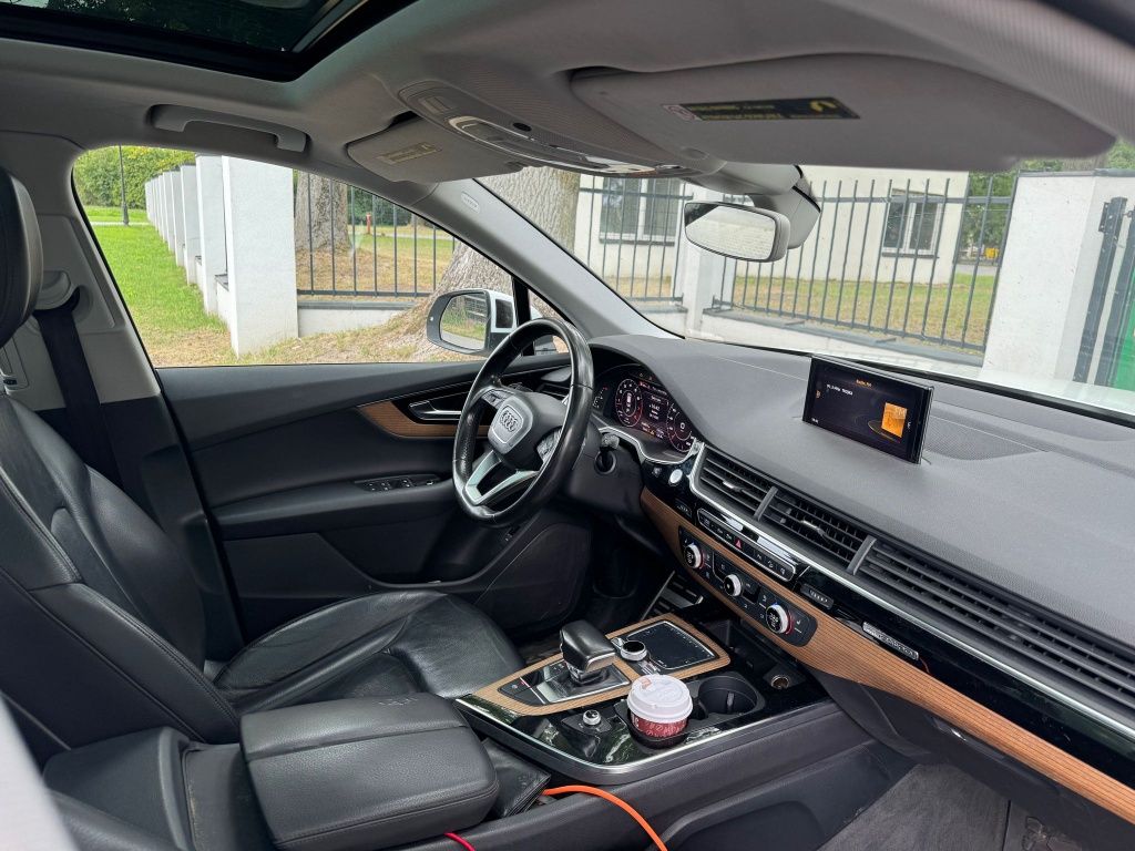 Audi Q7 2018r 3.0 TFSI Automat Quattro Stan BDB