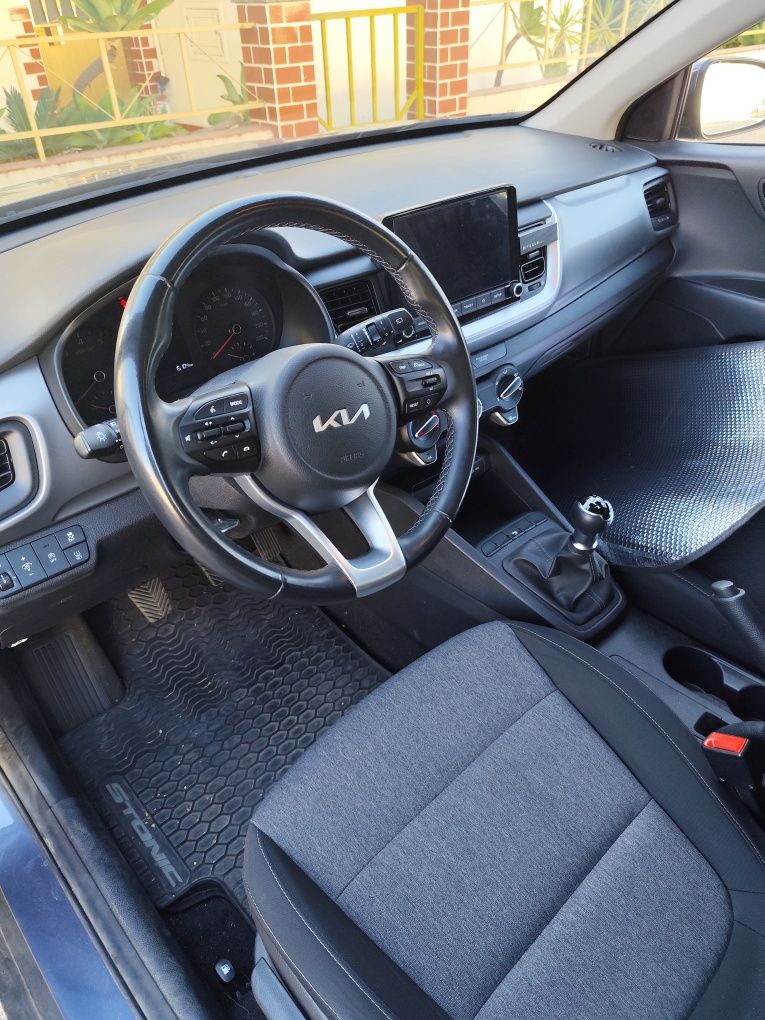 Kia Stonic 1.2 Dynamic Semi-novo