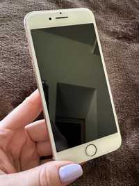Smartphone iPhone 6s złoty