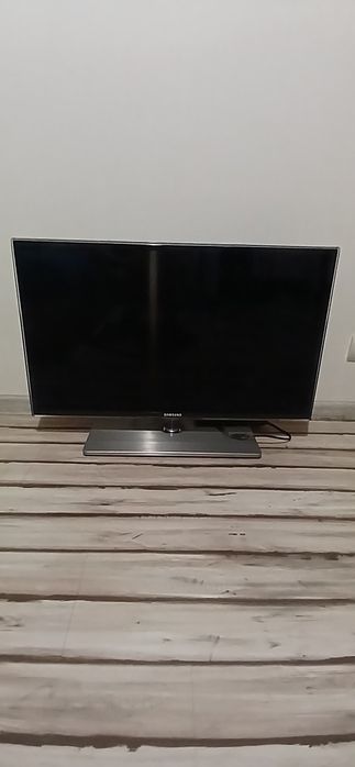 Смарт телевизор Samsung 32 ued6530ws
