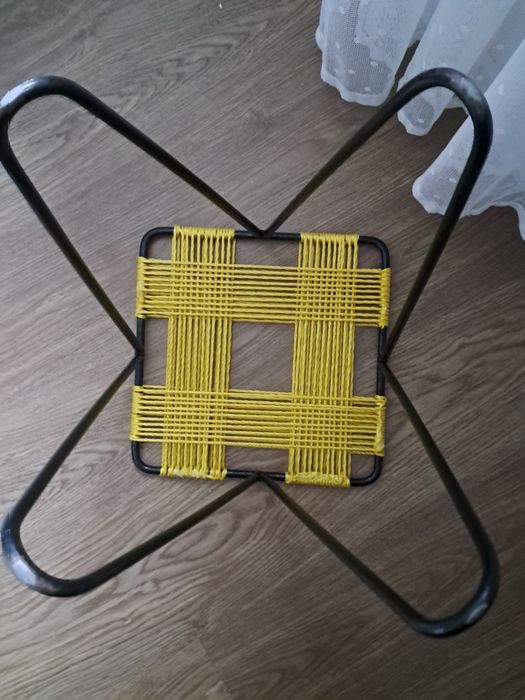 Taboret Wołkowskiego, stołek, kwietnik PRL