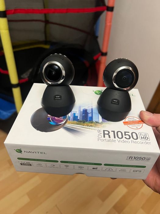 Відеореєстратор Navitel R1050