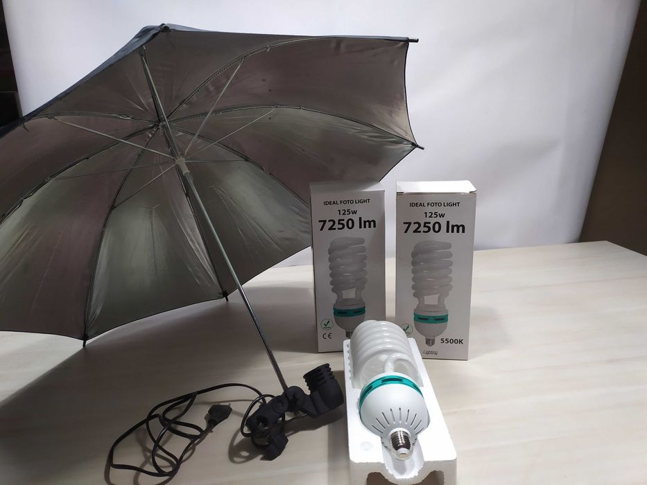 zestaw oświetleniowy z 2 żarówkami 125w