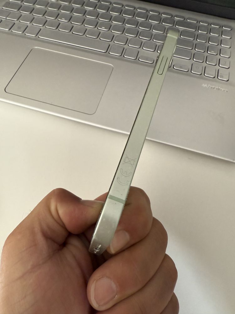 Iphone 12 bom estado
