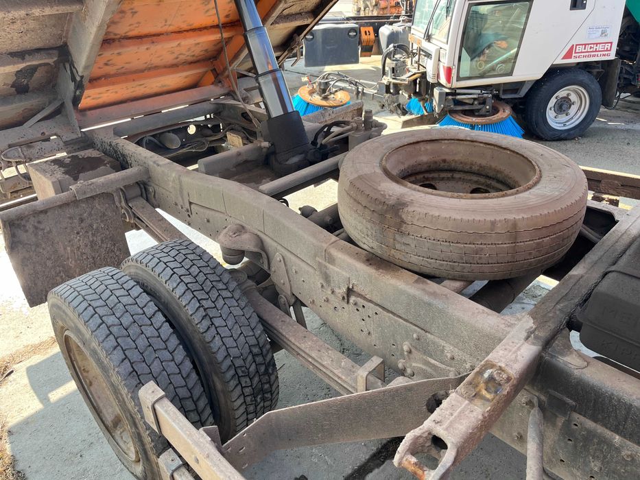 Mercedes  814 VARIO Doka wywrotka