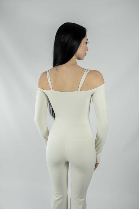 Безшовний комбінезон для фітнесу, з чашками, слонова кістка KAP02, SML