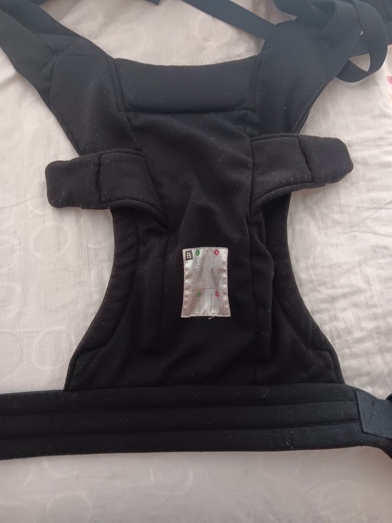 ERGOBABY, conforme fotos em anexo
