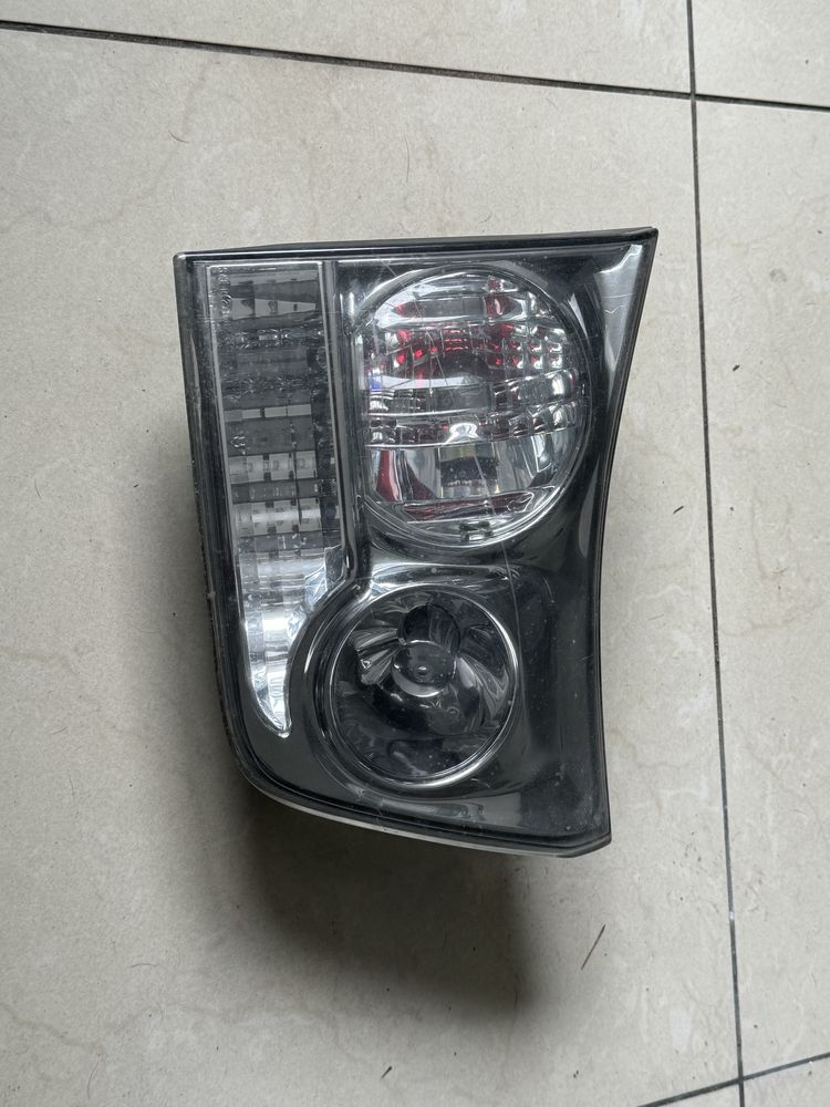 Lampa w klapę lewa tył Lexus Rx 03-08r oryginał