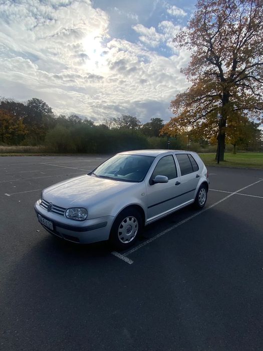 Volkswagen Golf Volkswagen Golf IV  - automatyczna skrzynia biegów, klimatyzacja