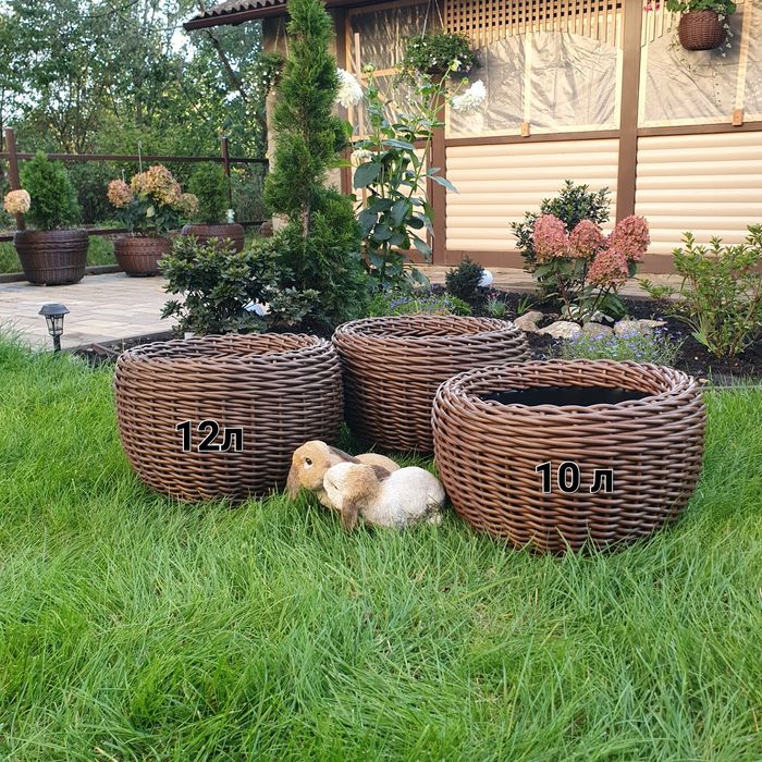 Плетені кашпо з ротангу ручної роботи