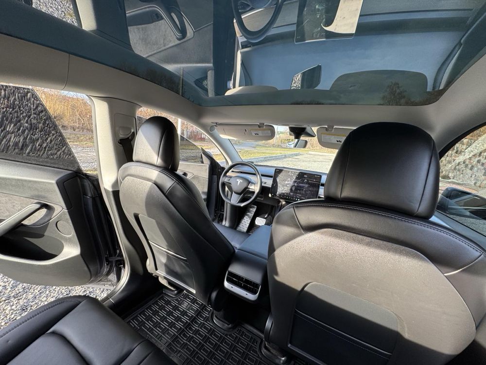 Tesla Model Y  Perfomance 2022