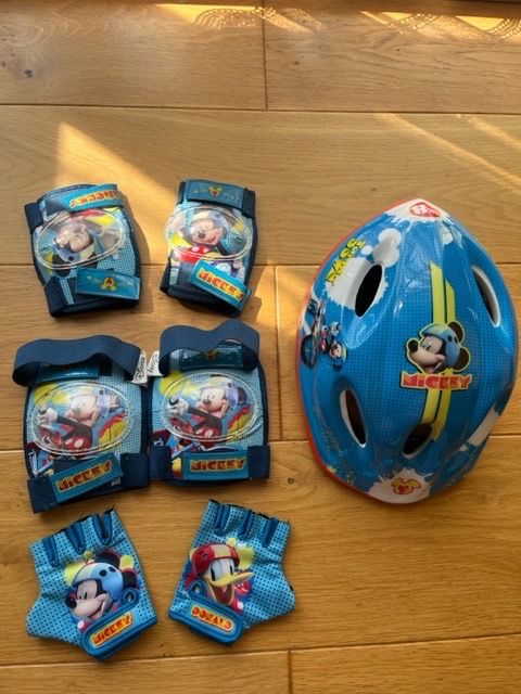 Kask ochraniacze rękawiczki na rower dziecięcy Mickey