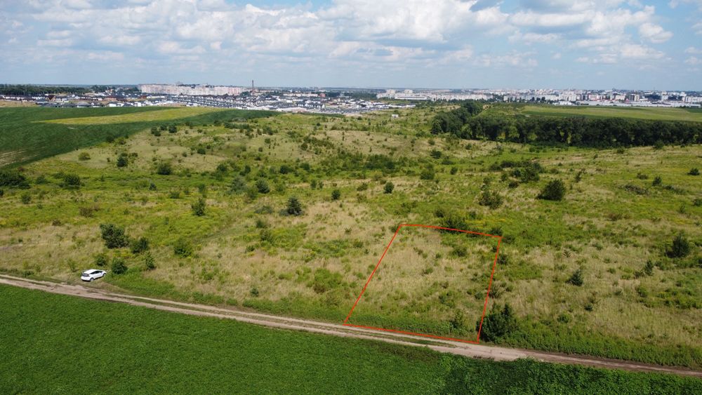 № Земельна ділянка  під житлову забудову мас. Макарова, площа 10 сот