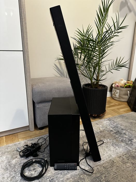 Samsung Soundbar z subwooferem K450 komplet pilot