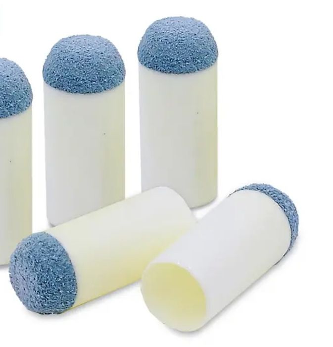 Бильярд столы кии шары сукно мел треугольник лампы