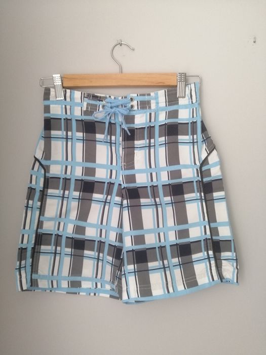 Spodenki krótkie szorty roz 140