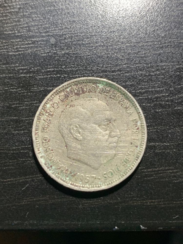 Vendo moeda rara espanhola de 5 pesetas 1957