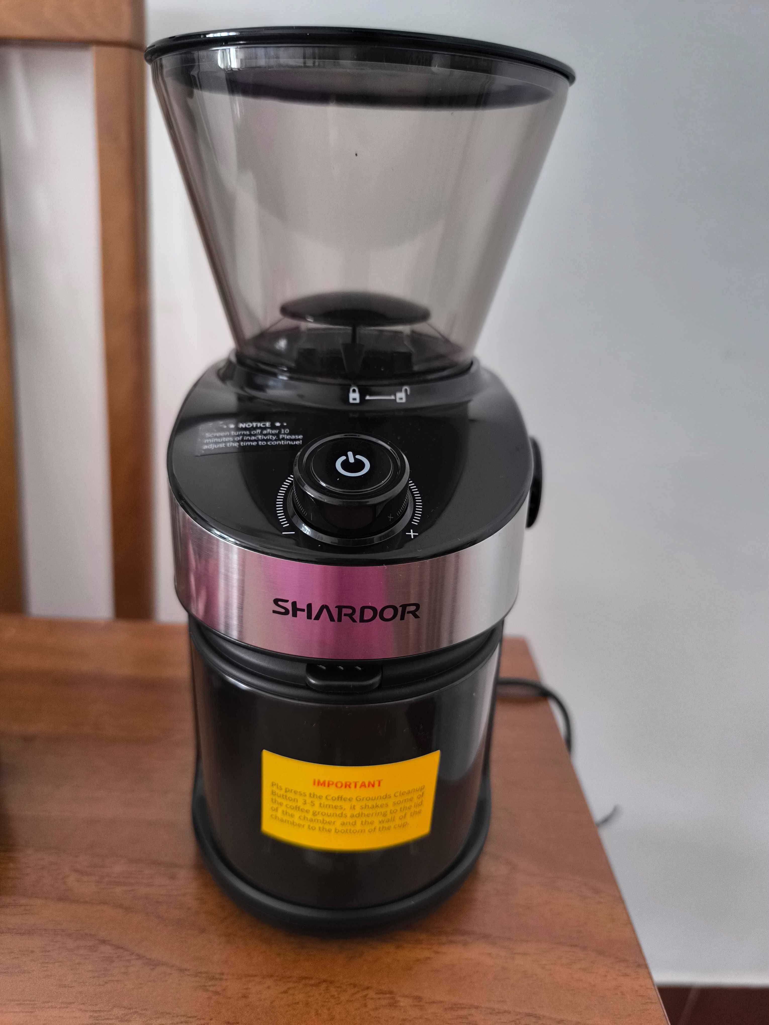 Moedor de café novo