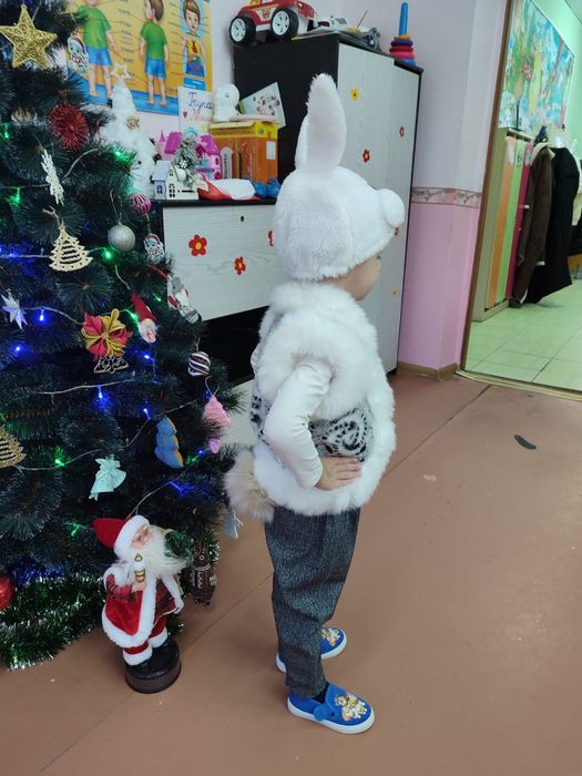 Продається костюм зайця