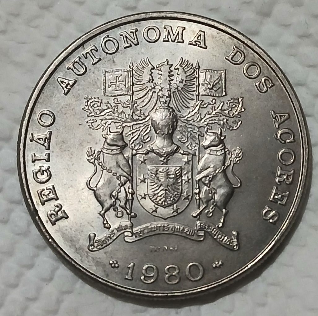 100 escudos e 25 escudos região Autónoma da Madeira e Açores,
Série 10