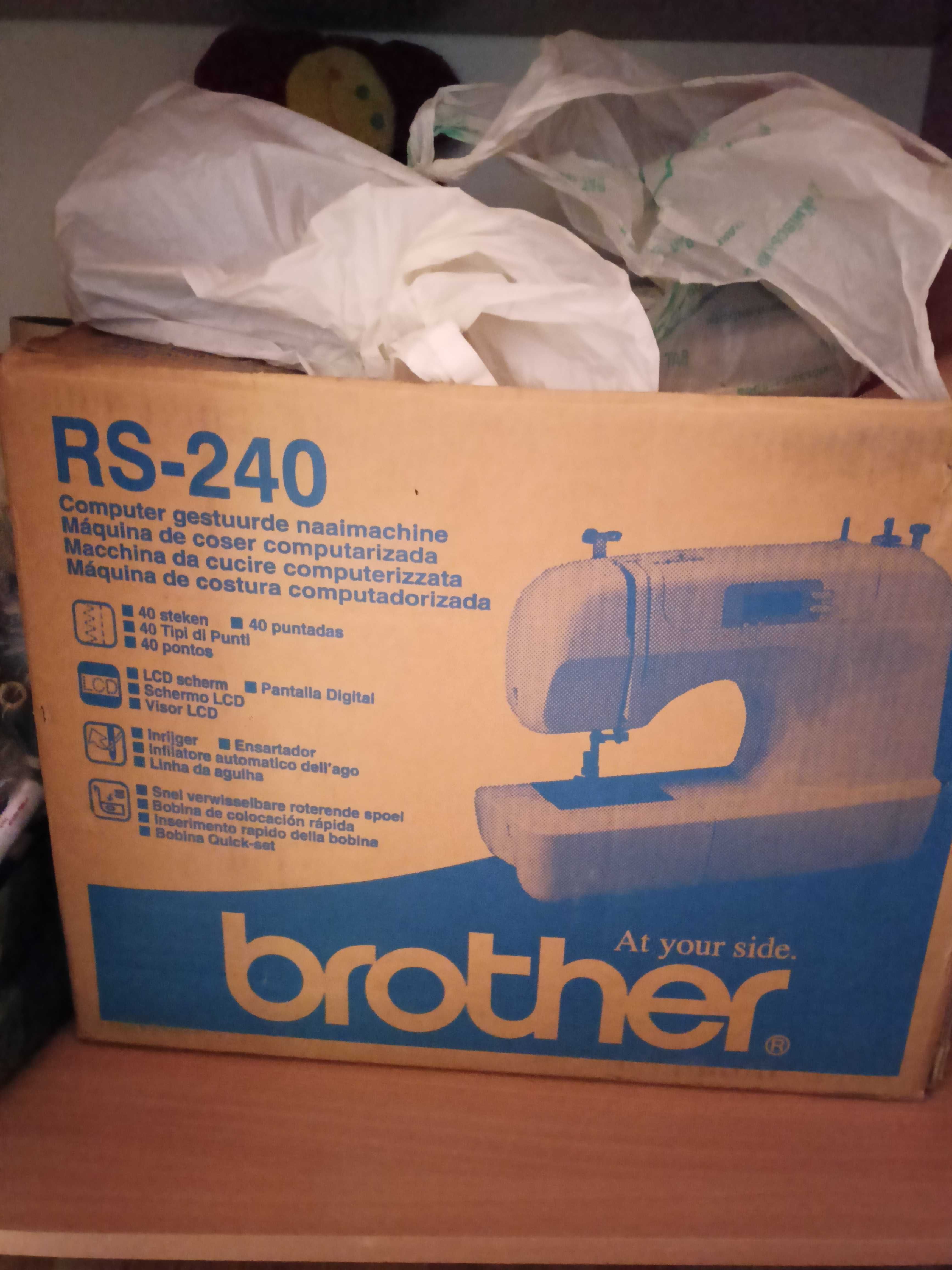 Продам оверлок brother