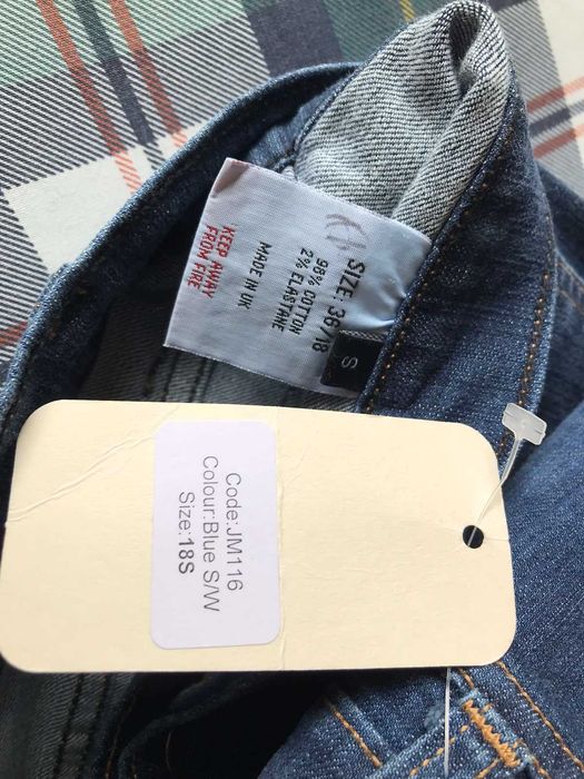 Новые джинсы широкие к низу клеш  Run&Fly размер 54-56.