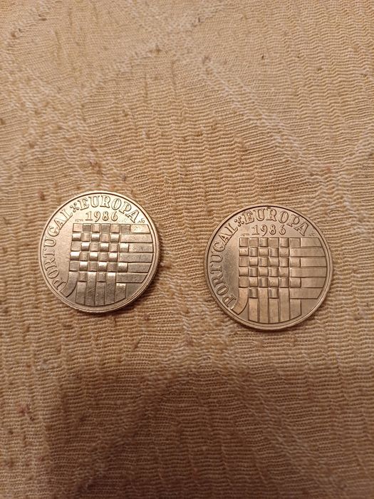 Moedas de 25,00 de 1986