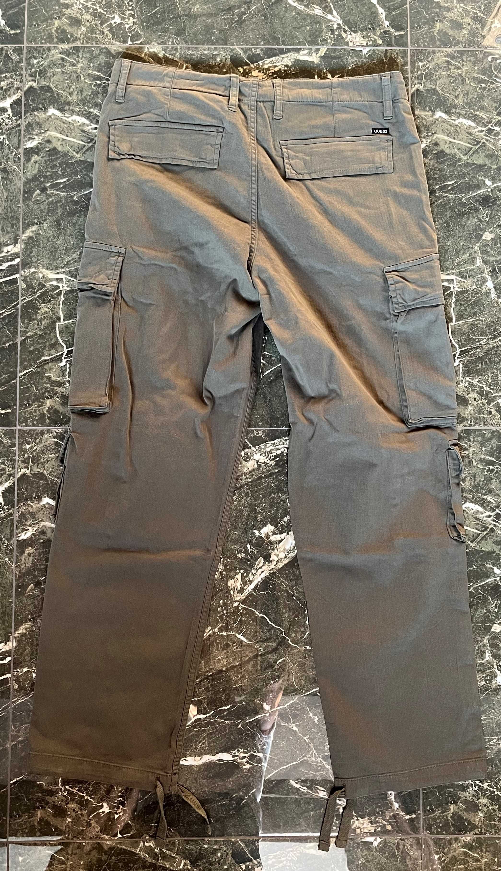 Брюки карго GUESS Men's Chevron Cargo Pants Оригинал из США Размер 32
