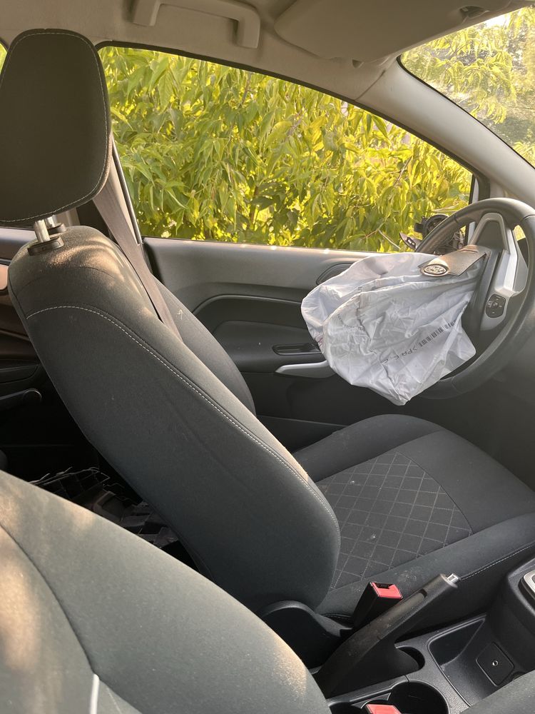 Авто Ford Fiesta