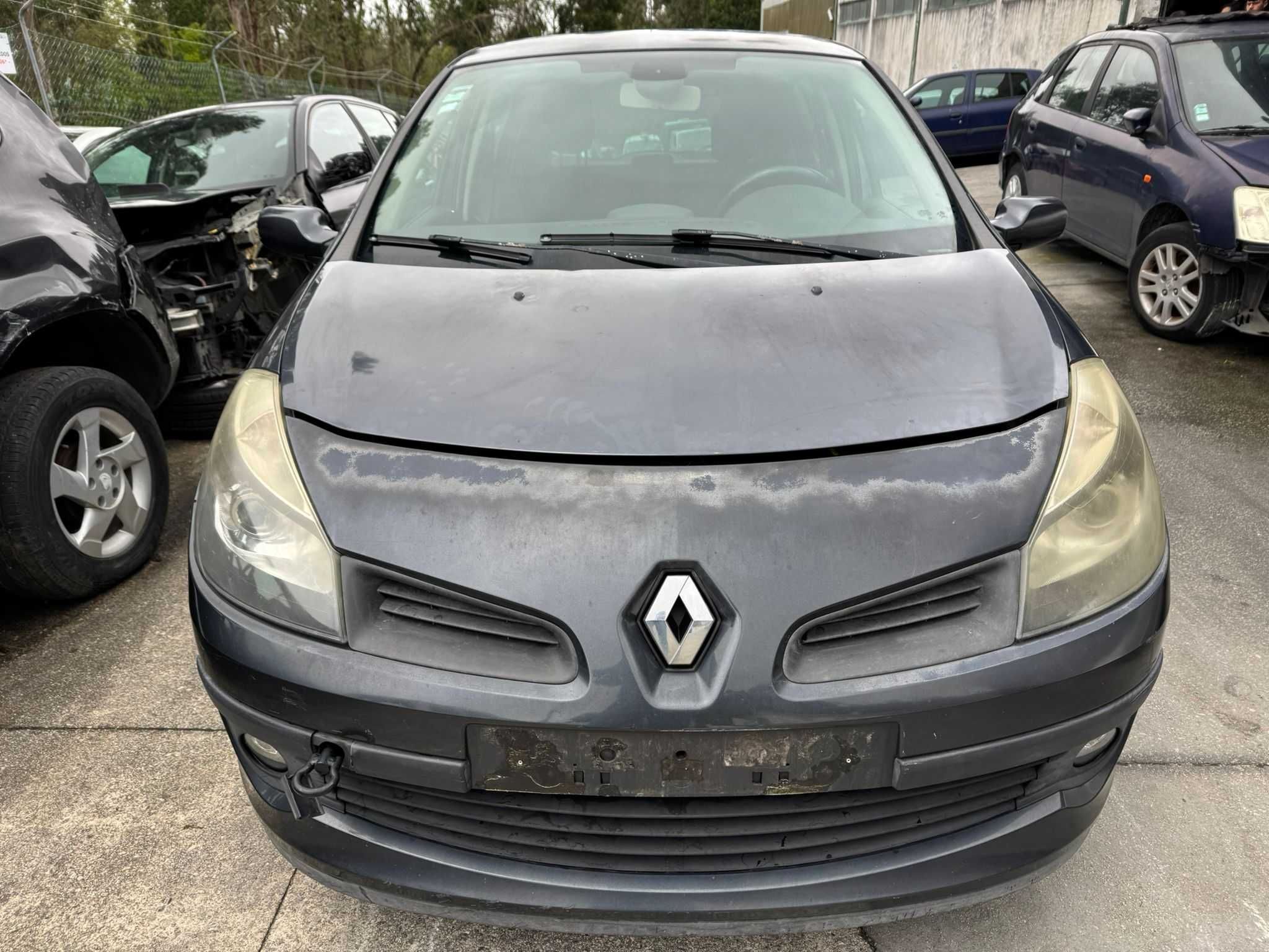 Para Peças Renault Clio III