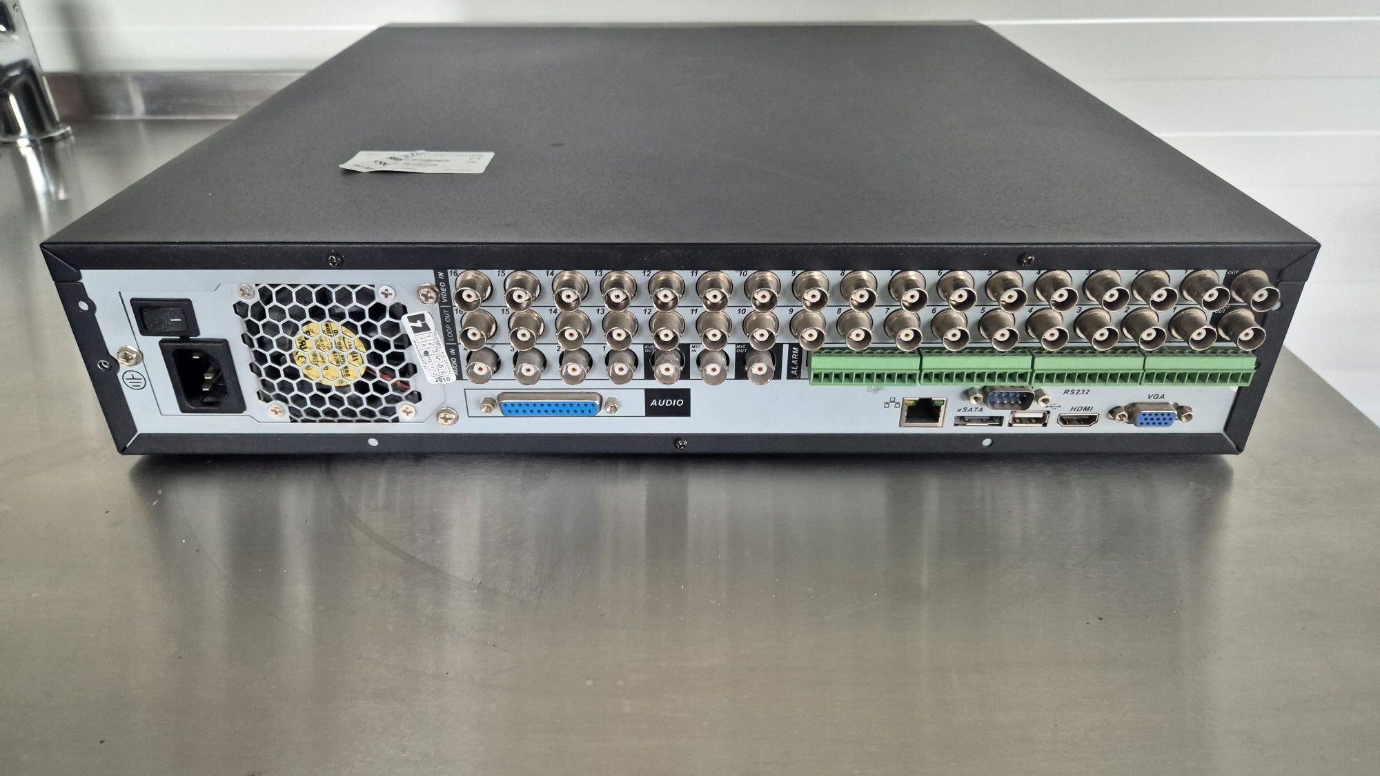 Rejestrator do kamer BCS DVR1604HE-T