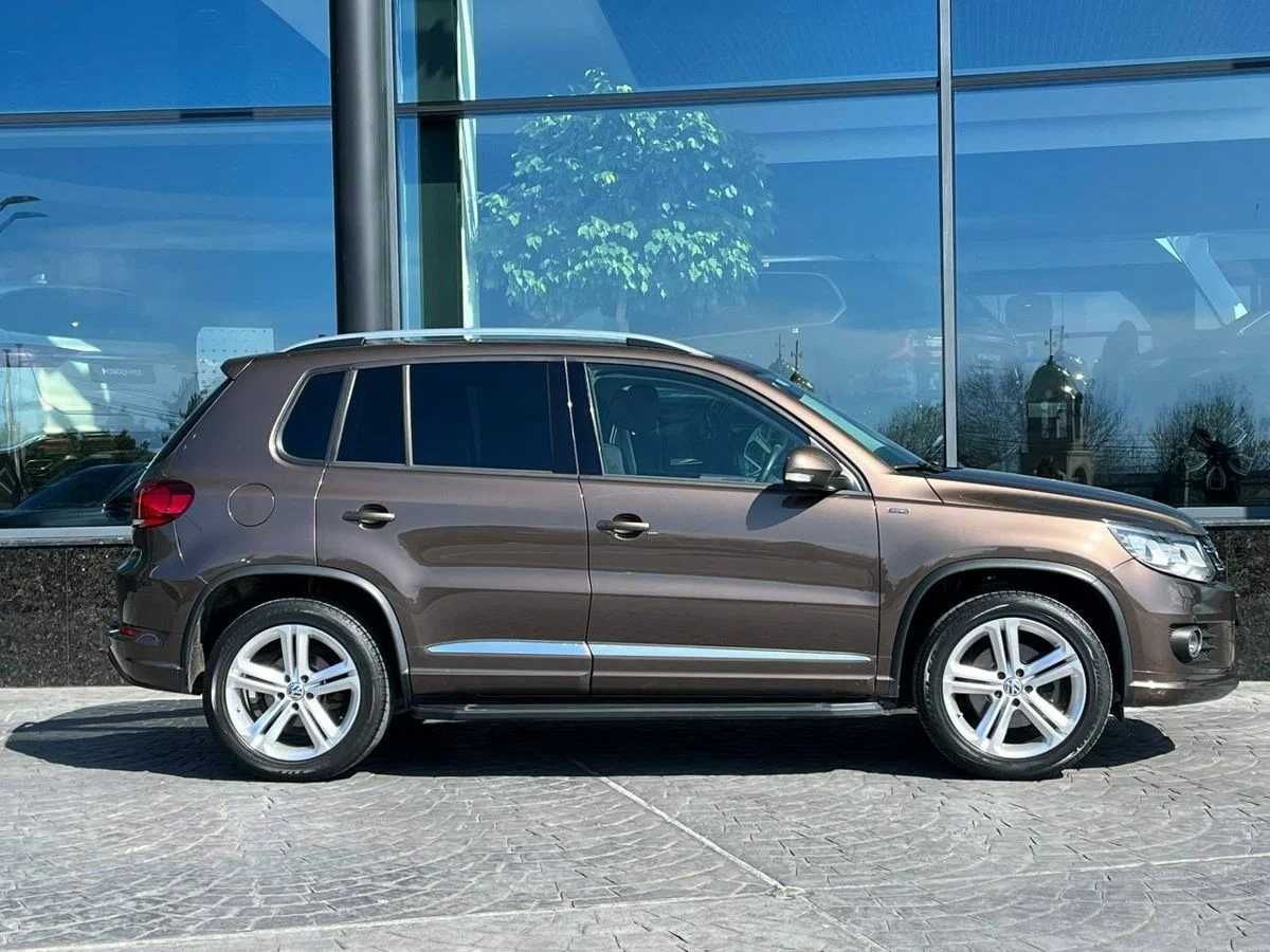 Volkswagen Tiguan, 2012