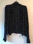 Camisa azul com estrelas