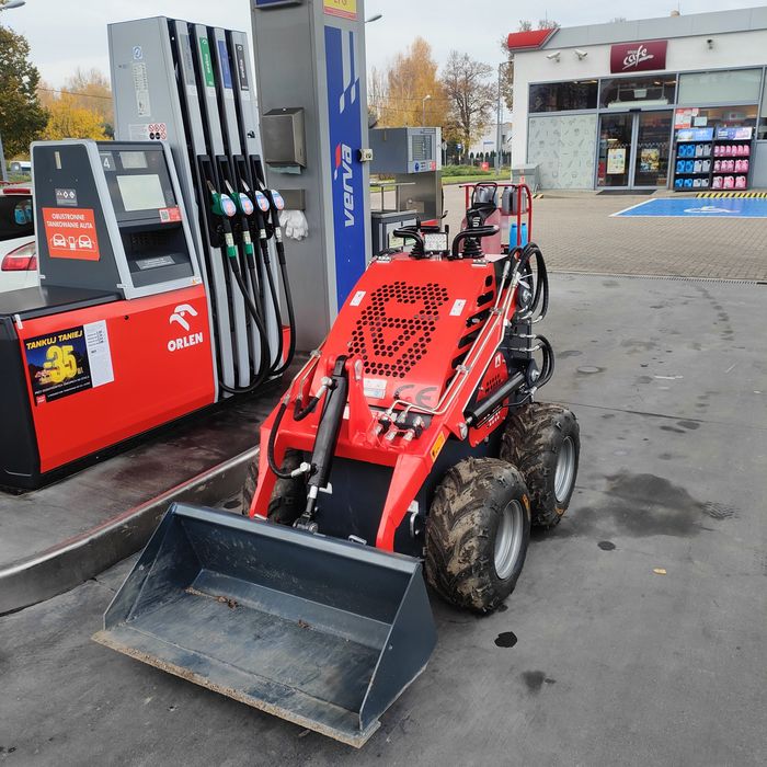 Mini ładowarka LW330S – kompaktowa, mocna i ekonomiczna