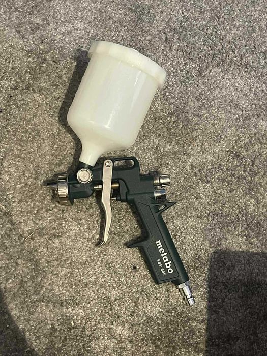 pisotlet do malowania metabo 600