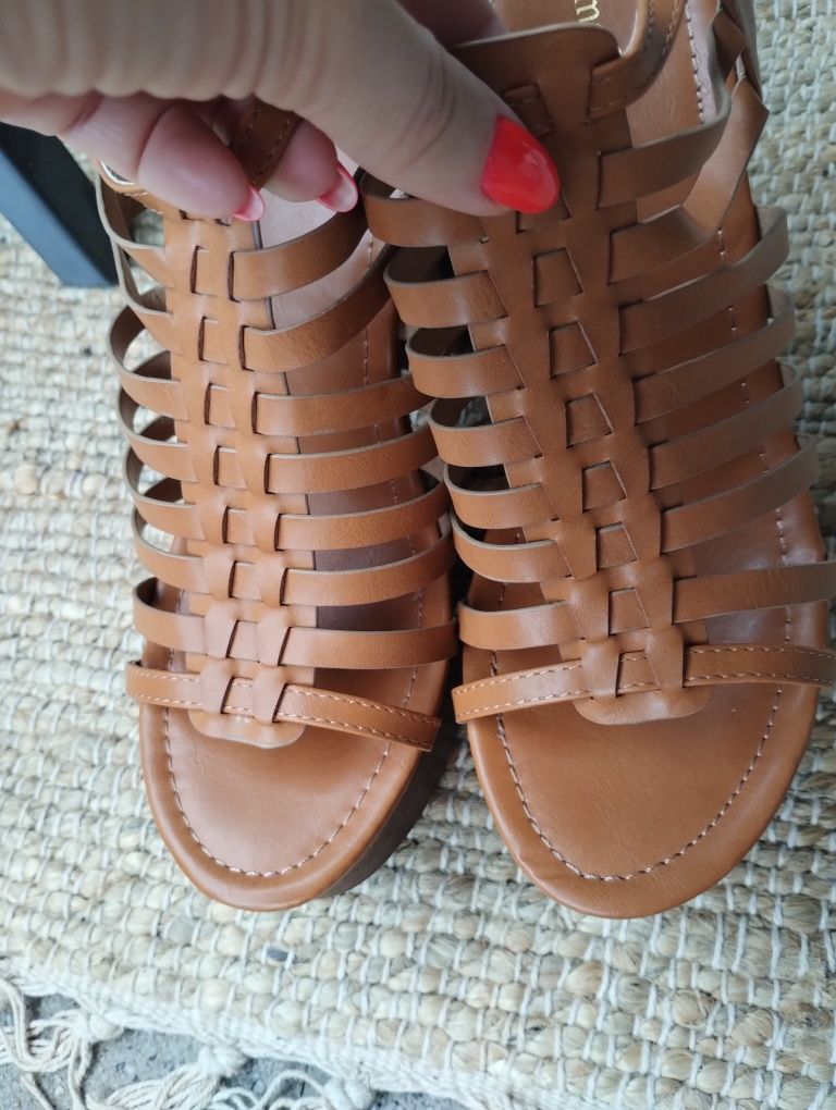 Nowe sandały na koturnie TK Maxx roz. 40