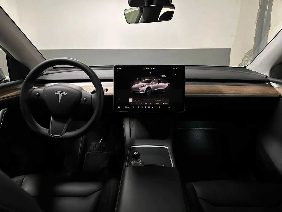 Tesla Model Y Long Range, 2023