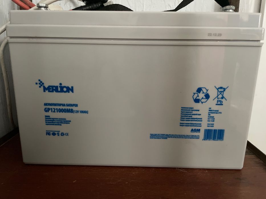 Акумуляторна батарея Merlion GP121000M8 (12w 100Ah)