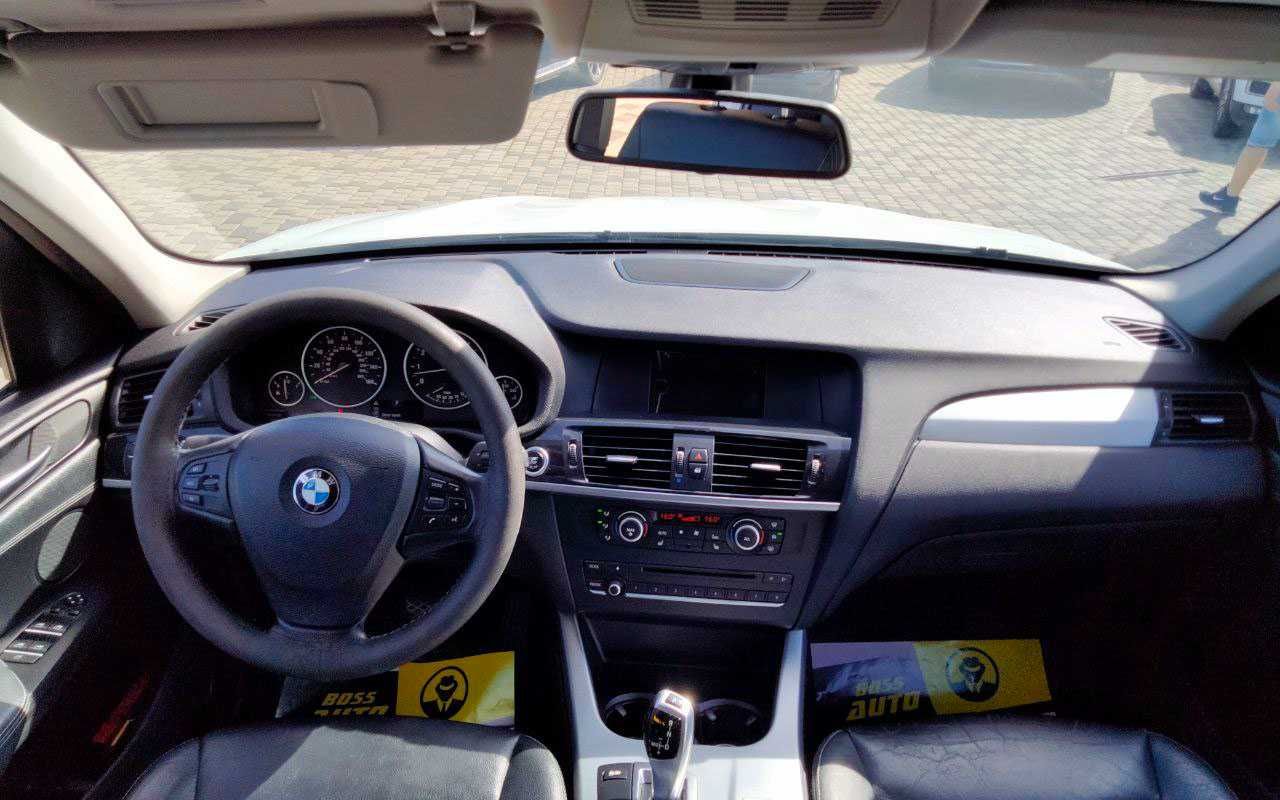BMW X3 2011 року