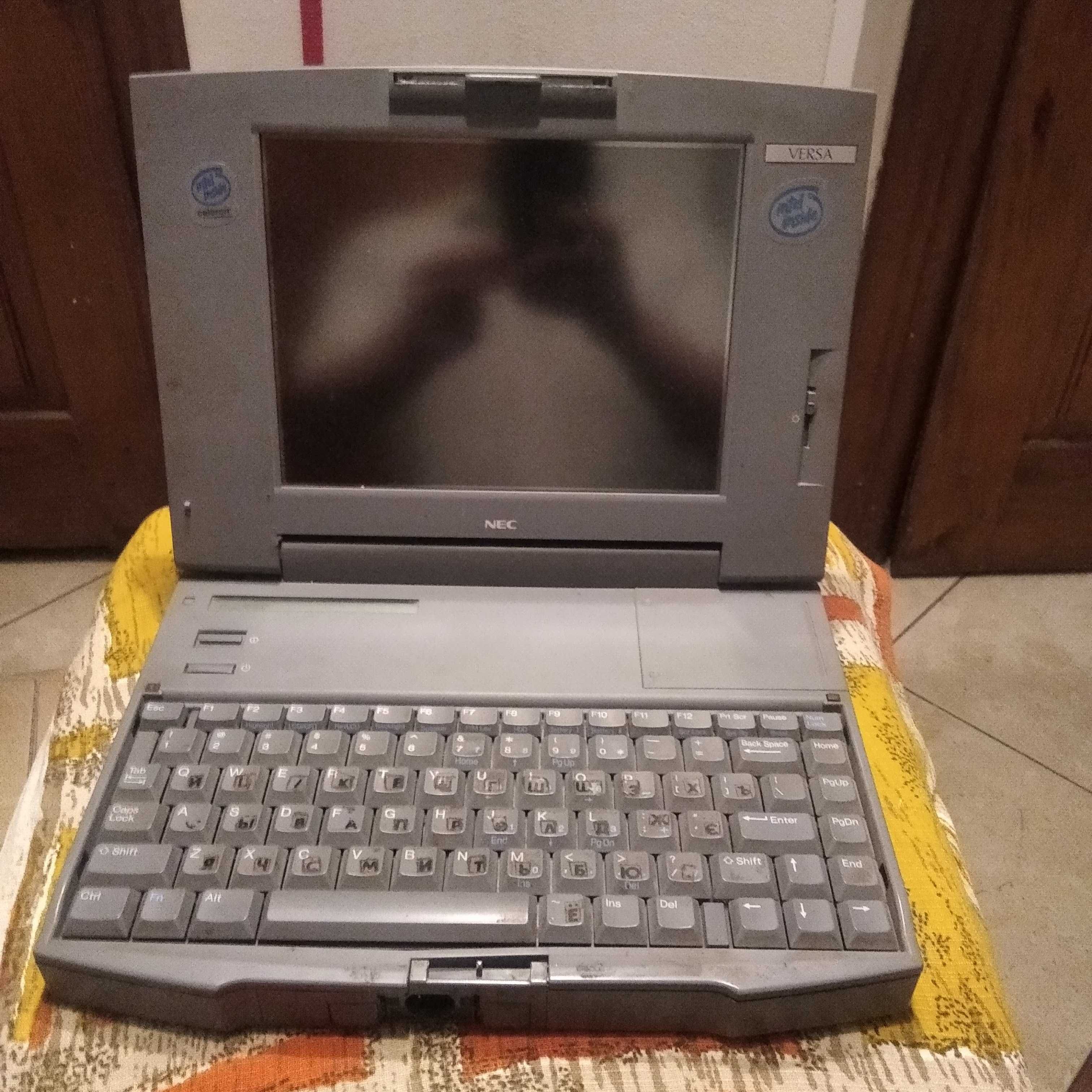 NEC PC-460-1541 Laptop Versa Computer