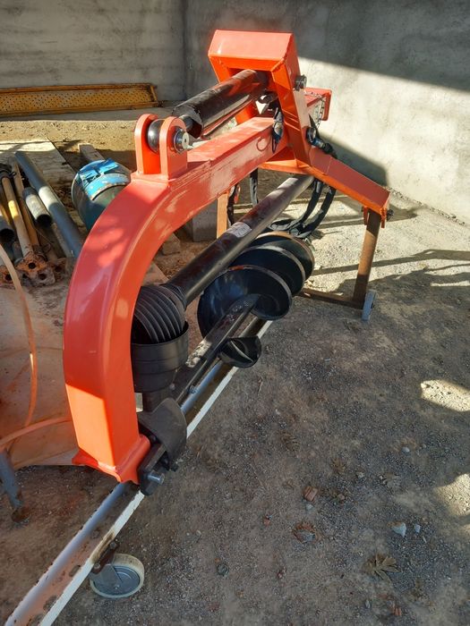 Broca perfuradoura  hidralica para trator marca zeppelin, nunca usada