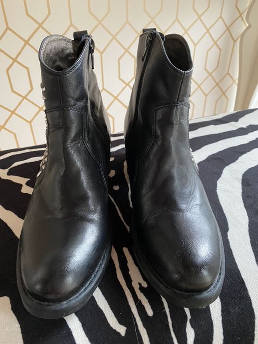 Botim pele preto Tosca Blu